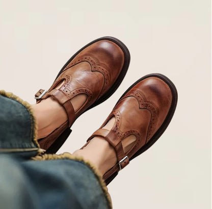 Scarpa Mary Jane brogue in pelle