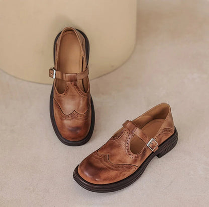 Scarpa Mary Jane brogue in pelle